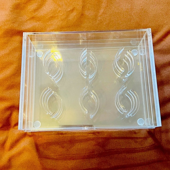 3 Layers Acrylic False Eyelash Organizer Case - Picture 2 of 4